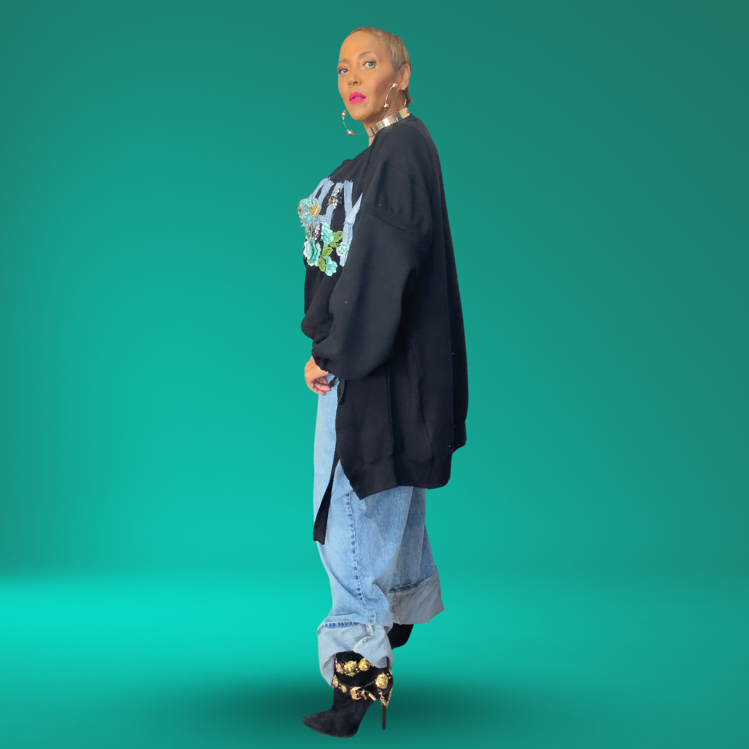 GENESIS BLACK AND TURQUOISE SWEATSHIRT